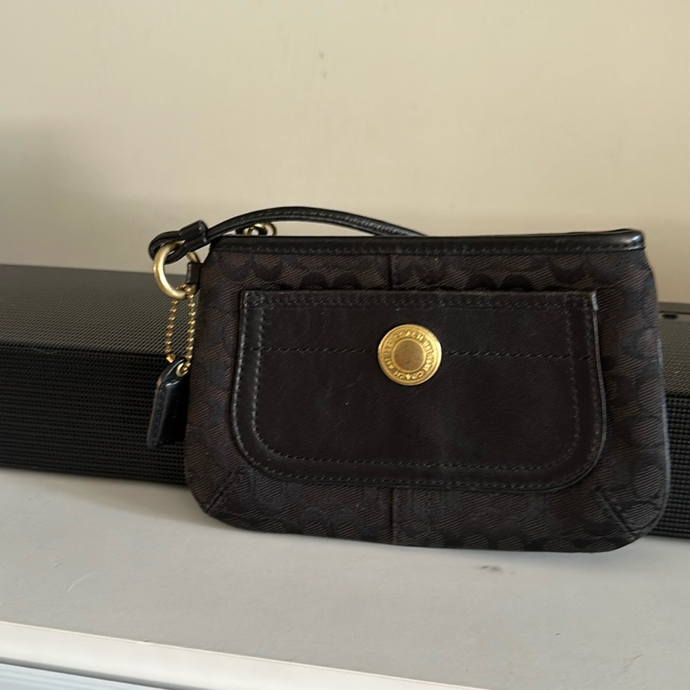 Coach Wristlet Black🖤 NWOT